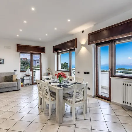 Gli Occhi Del Mare Holiday home