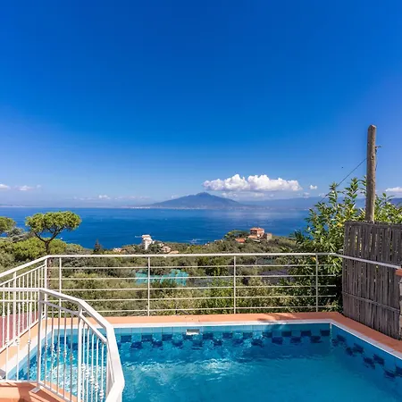 Blue Sorrento Escape *